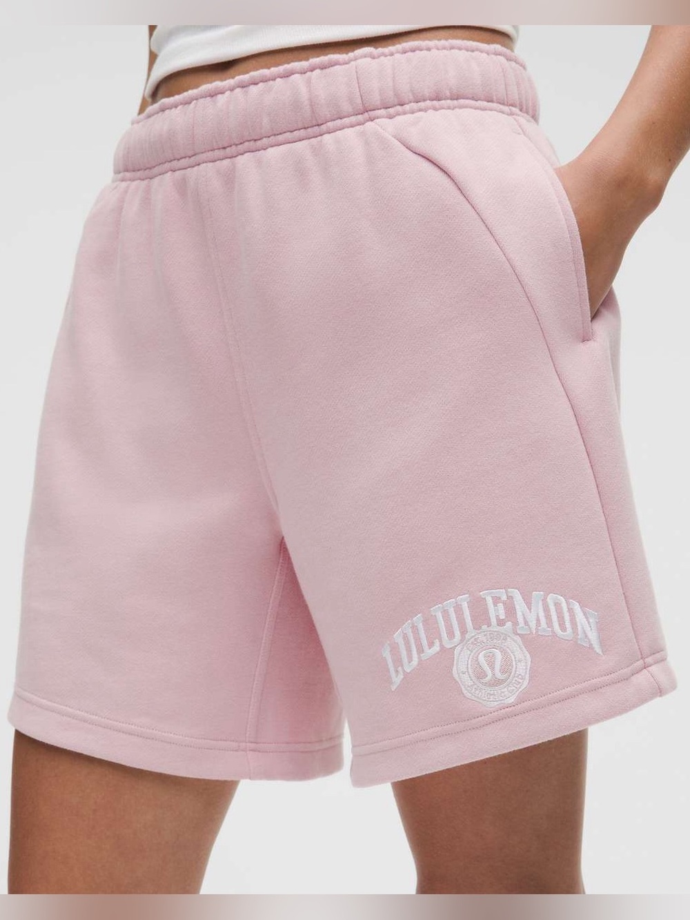 NWOT Lululemon Shorts sz L